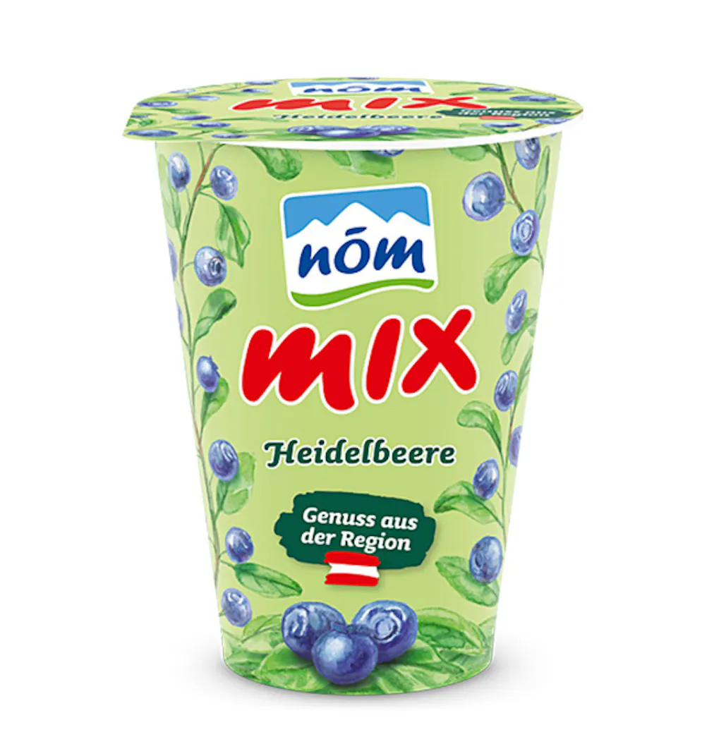 NÖM mix Heidelbeere im 180 g Kartonmantelbecher gezeichnet NÖM mix Heidelbeere im 180 g Kartonmantelbecher gezeichnet